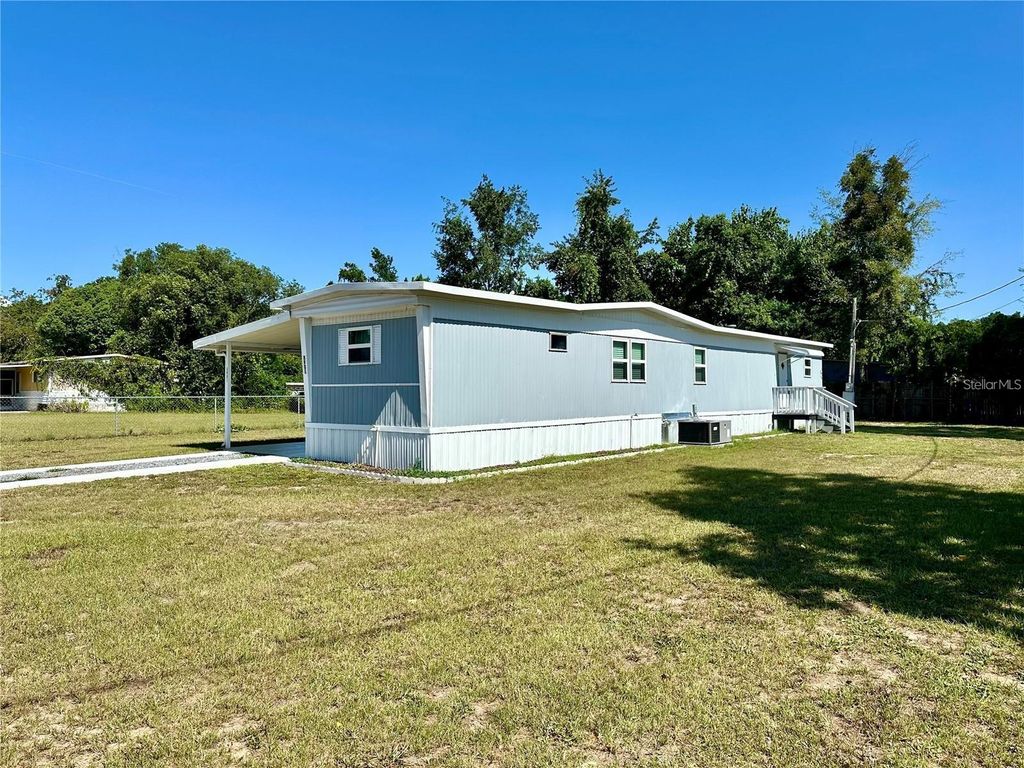 Photo of 8901 SE 144th Lane, Summerfield, FL 34491 (MLS # OM712635)