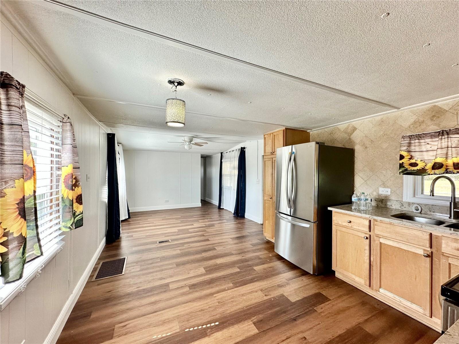 LITTLE LAKE WEIR - Residential