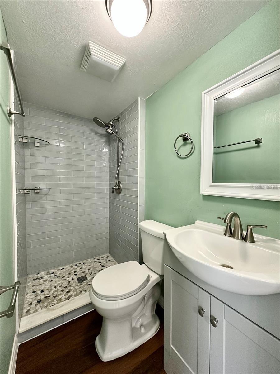 LITTLE LAKE WEIR - Residential