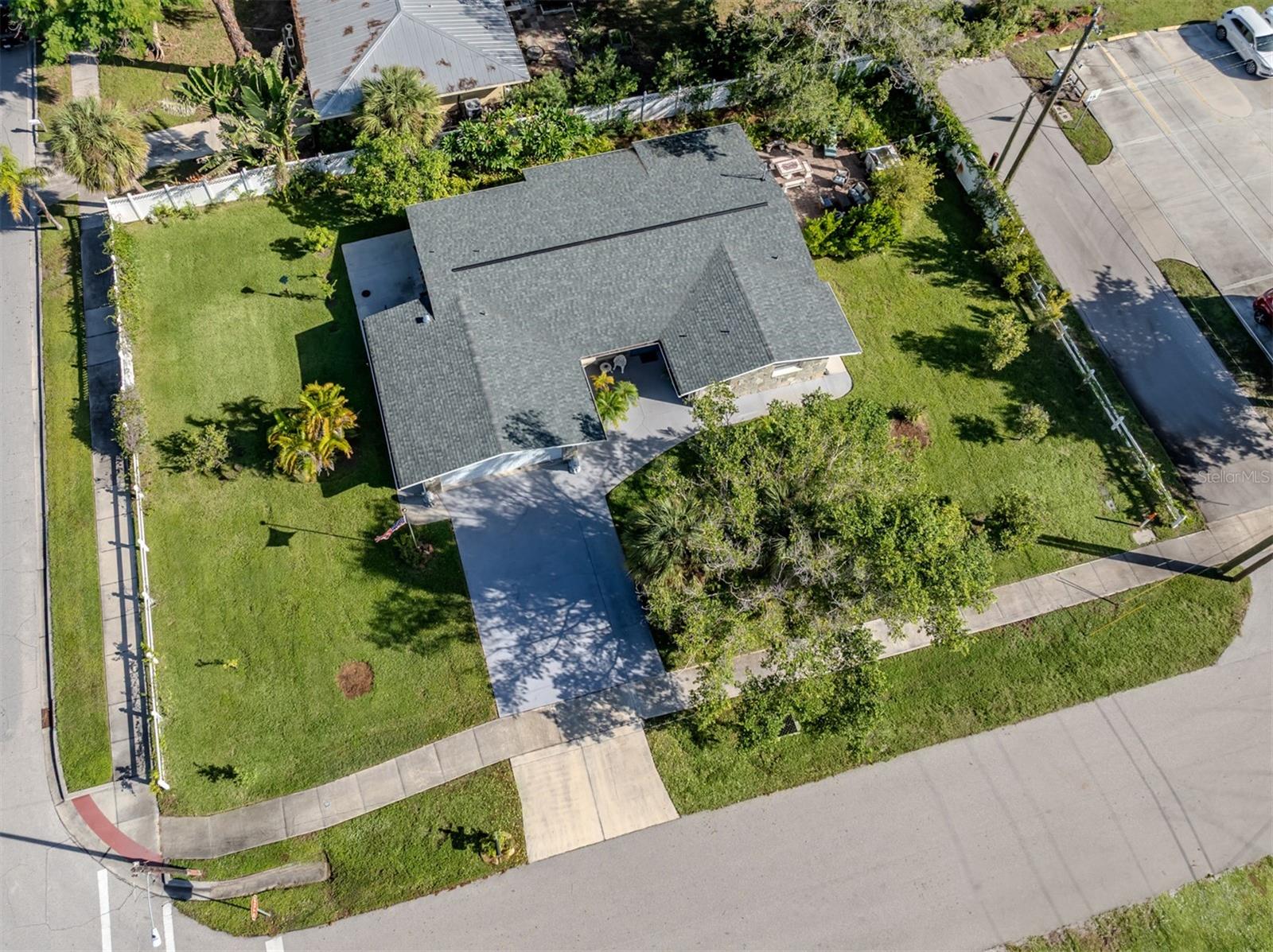 VENEZIA PARK REP - Residential
