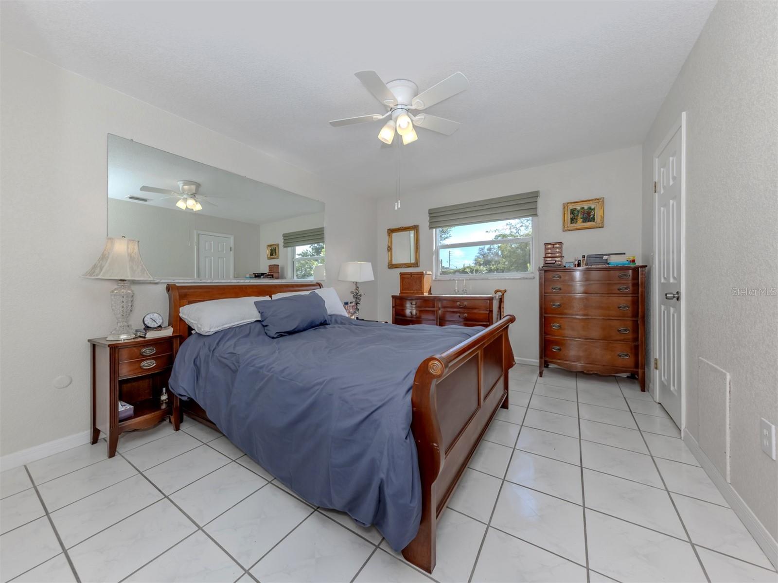 VENEZIA PARK REP - Residential