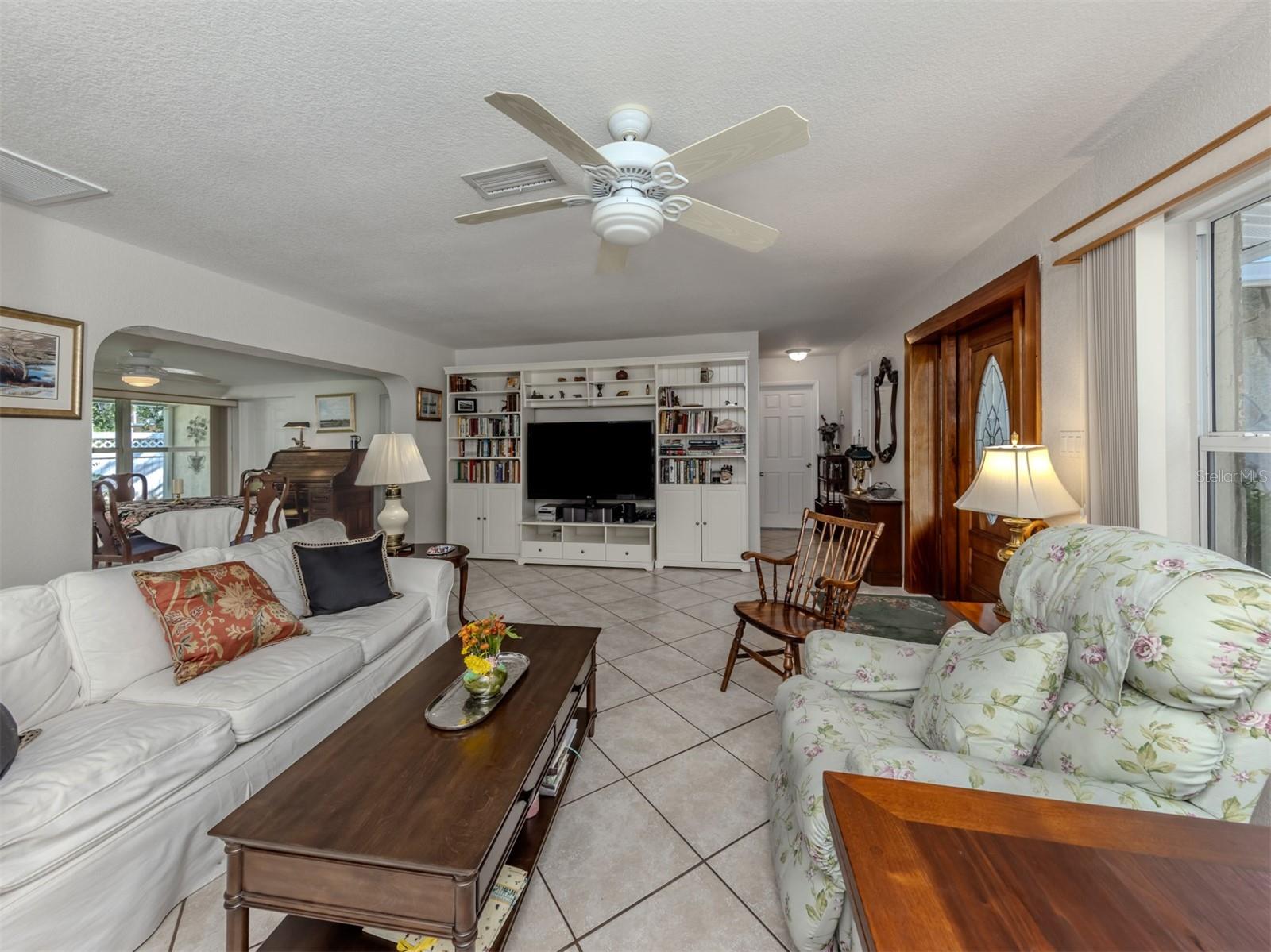 VENEZIA PARK REP - Residential