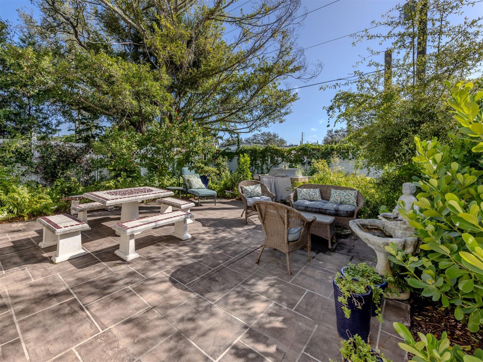 VENEZIA PARK REP - Residential