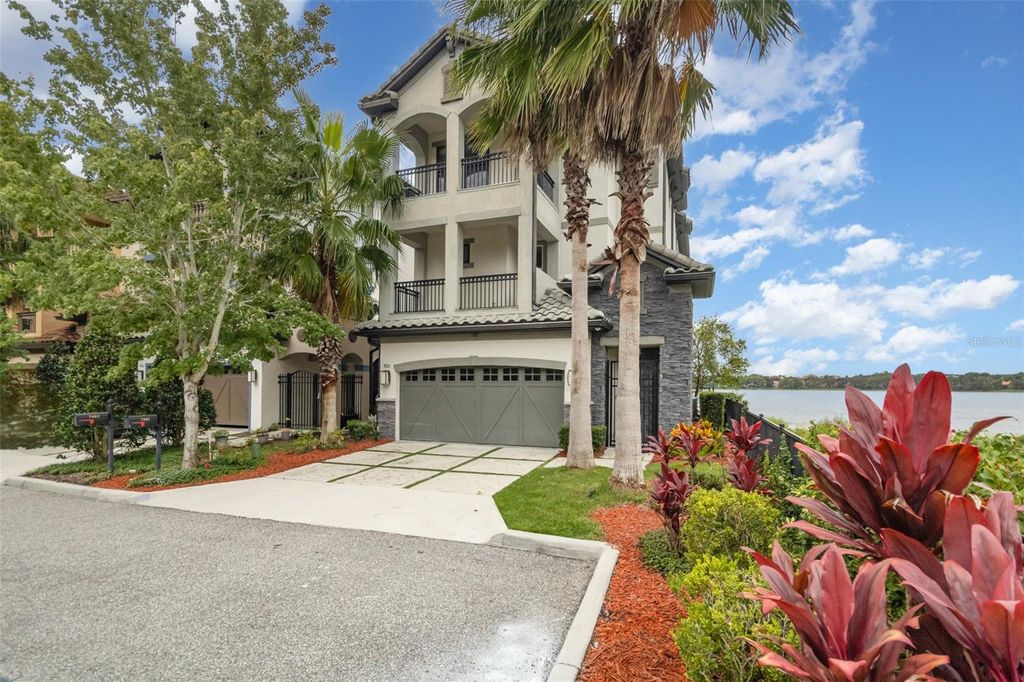 Photo of 7601 Toscana Boulevard, Orlando, FL 32819 (MLS # O6349292)