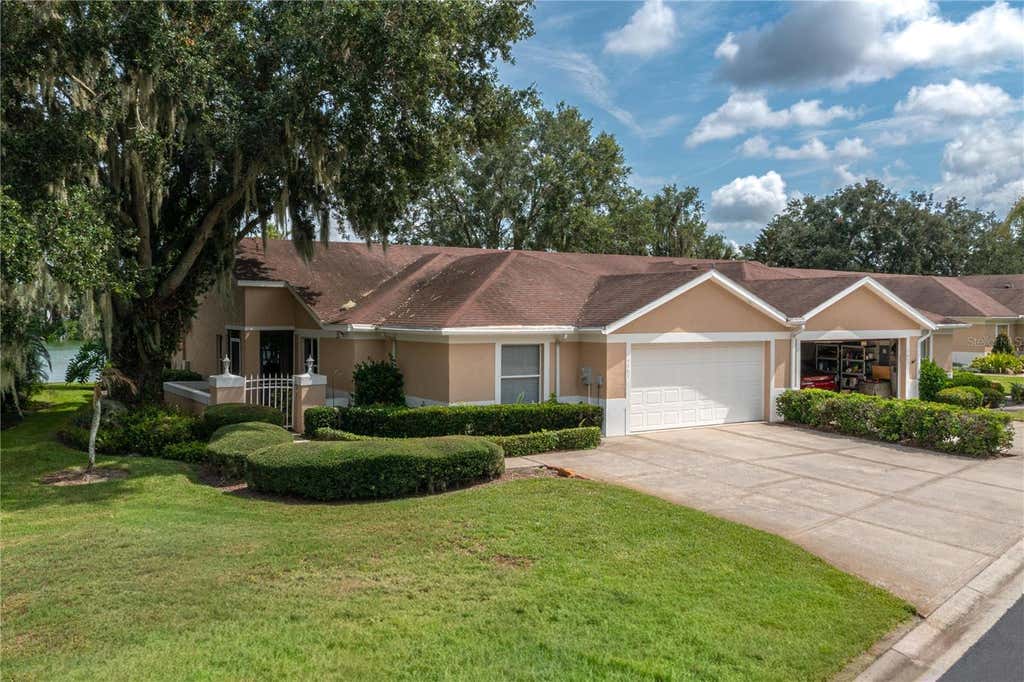 Photo of 5667 Water Oak Lane, Mulberry, FL 33860 (MLS # L4964026)