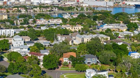 A home in TAMPA