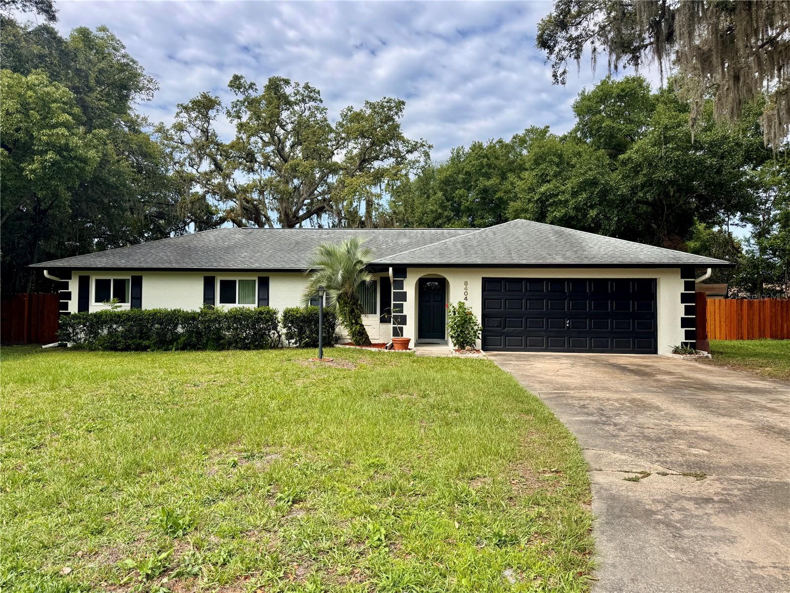 8404 SINGAPORE COURT