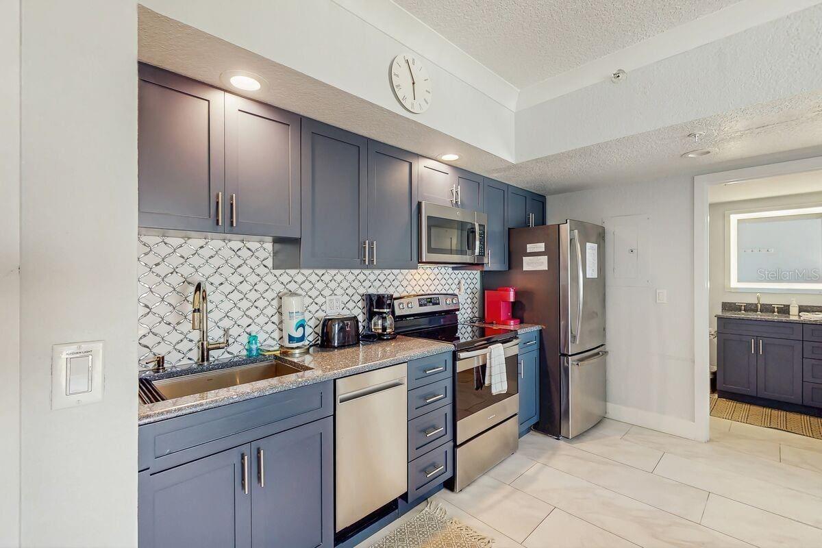 COCONUT PALMS BEACH 02 PH 04 - Residential