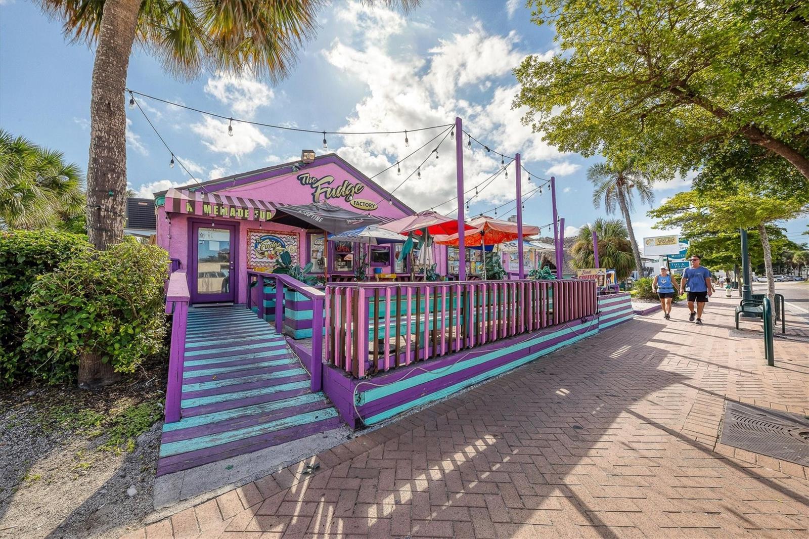 JAMAICA ROYALE - Residential