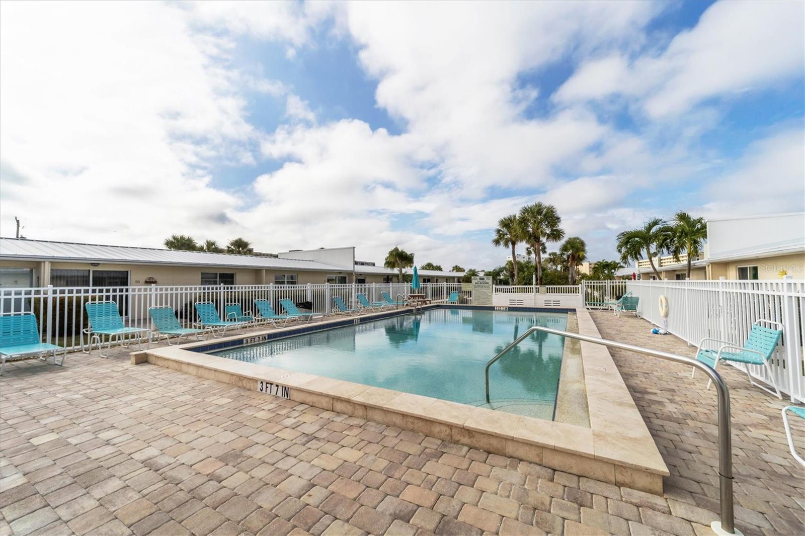 JAMAICA ROYALE - Residential