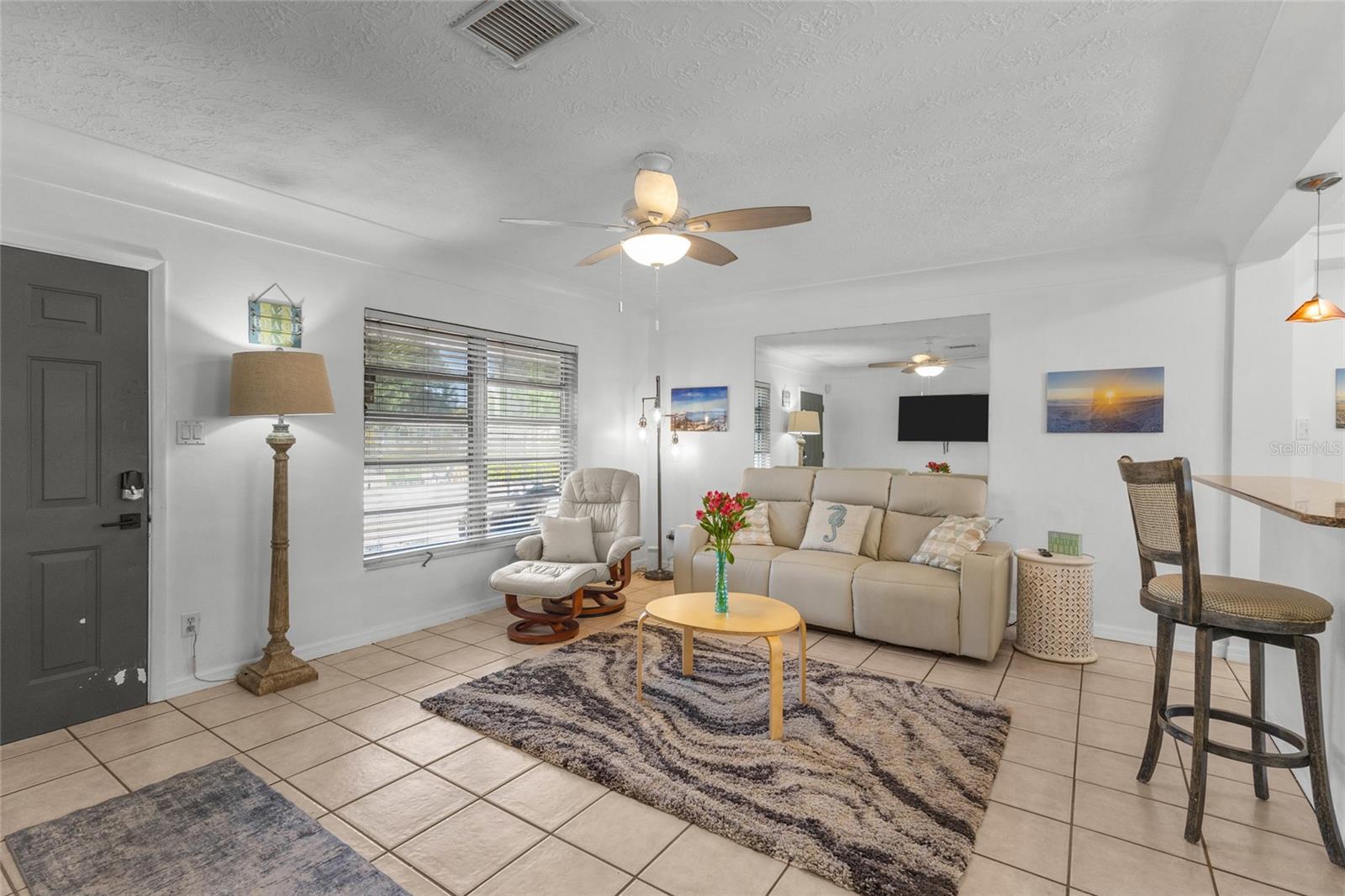 SOUTH GATE - Residential