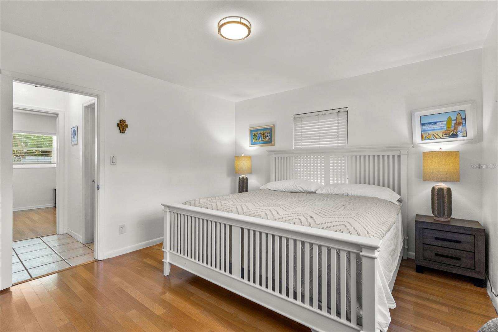 SOUTH GATE - Residential