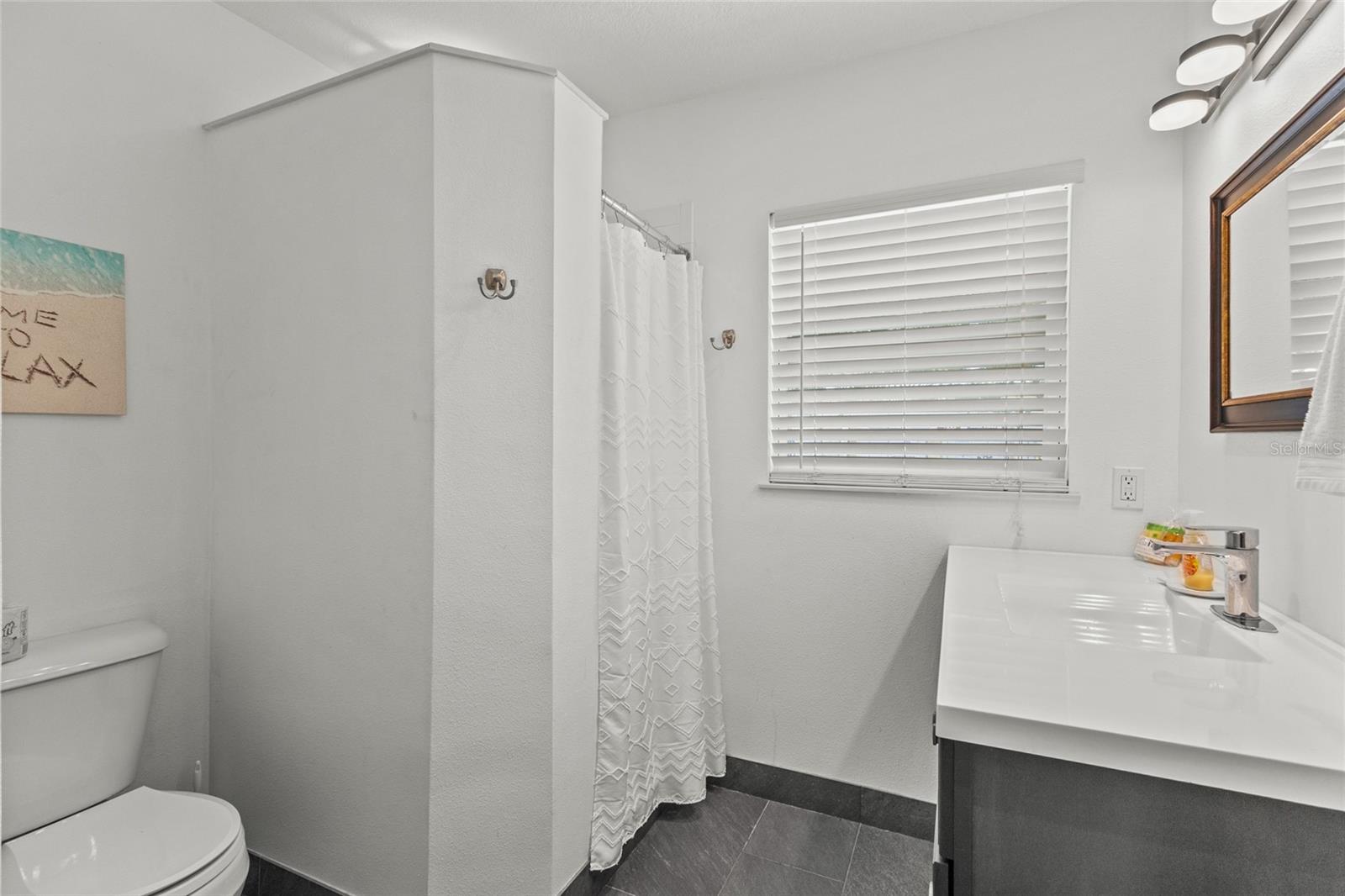 SOUTH GATE - Residential