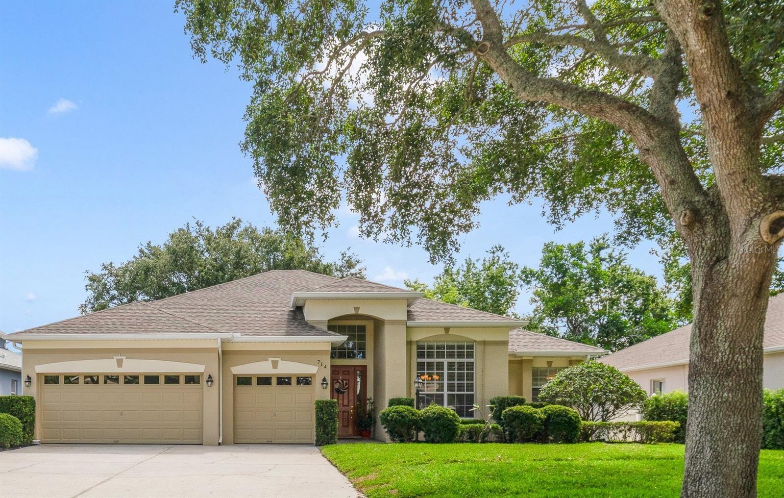 714 REGINA CIRCLE