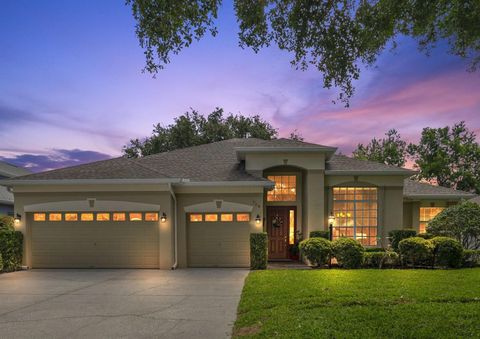 714 REGINA CIRCLE OAKLAND FL 34787