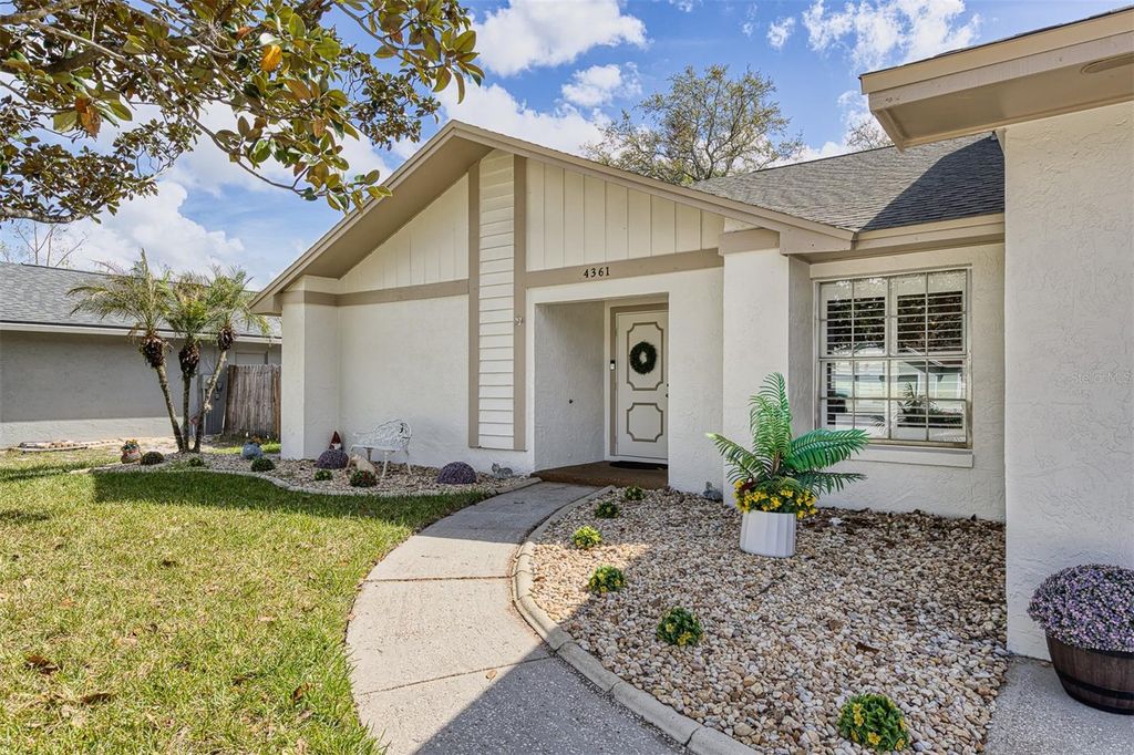 Photo of 4361 Wyndcliff Circle, Orlando, FL 32817 (MLS # O6396977)