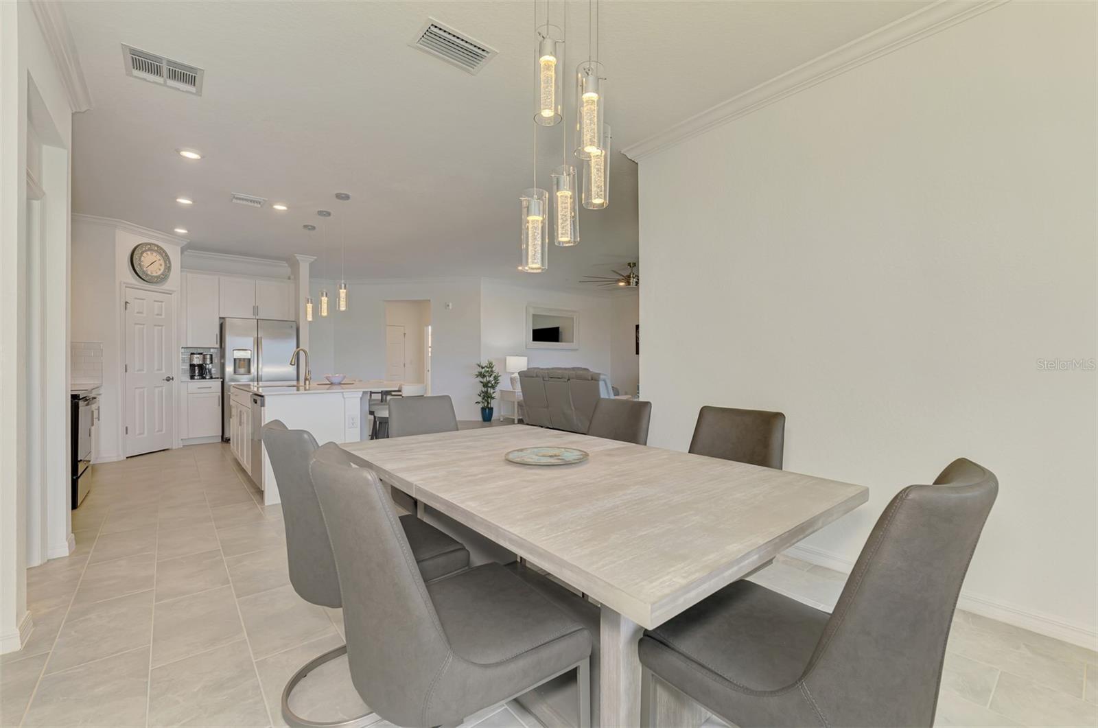 SARASOTA NATIONAL - Residential