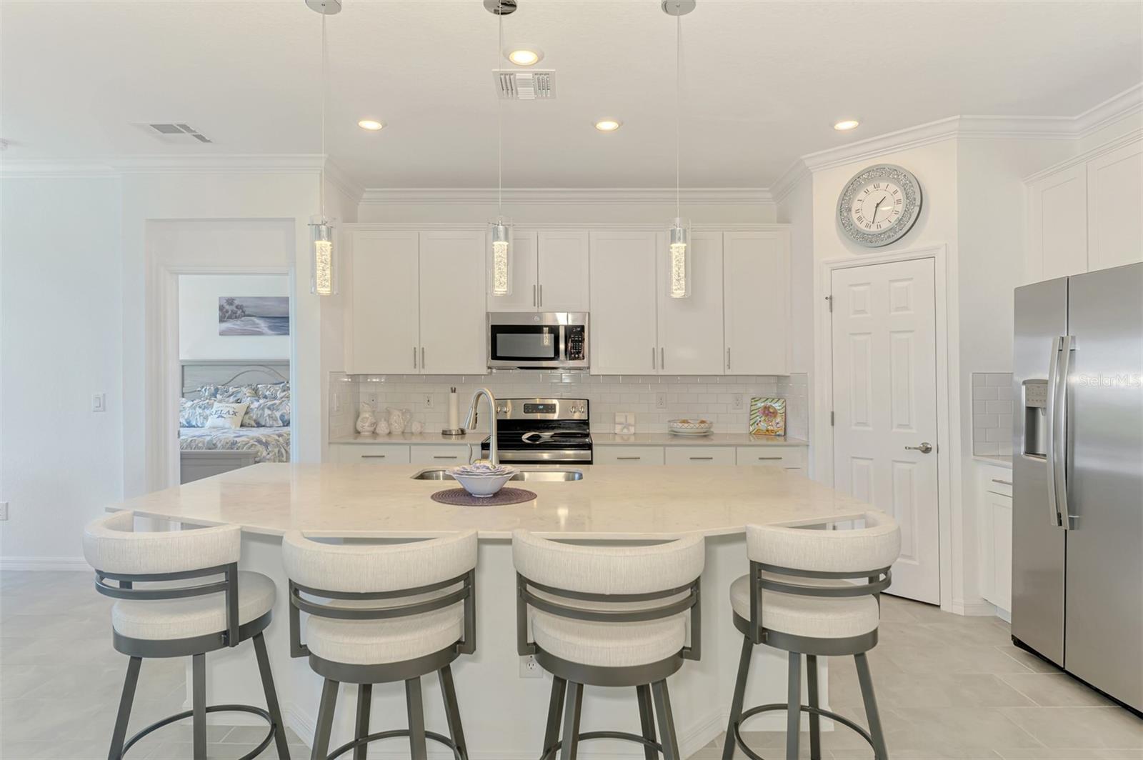 SARASOTA NATIONAL - Residential