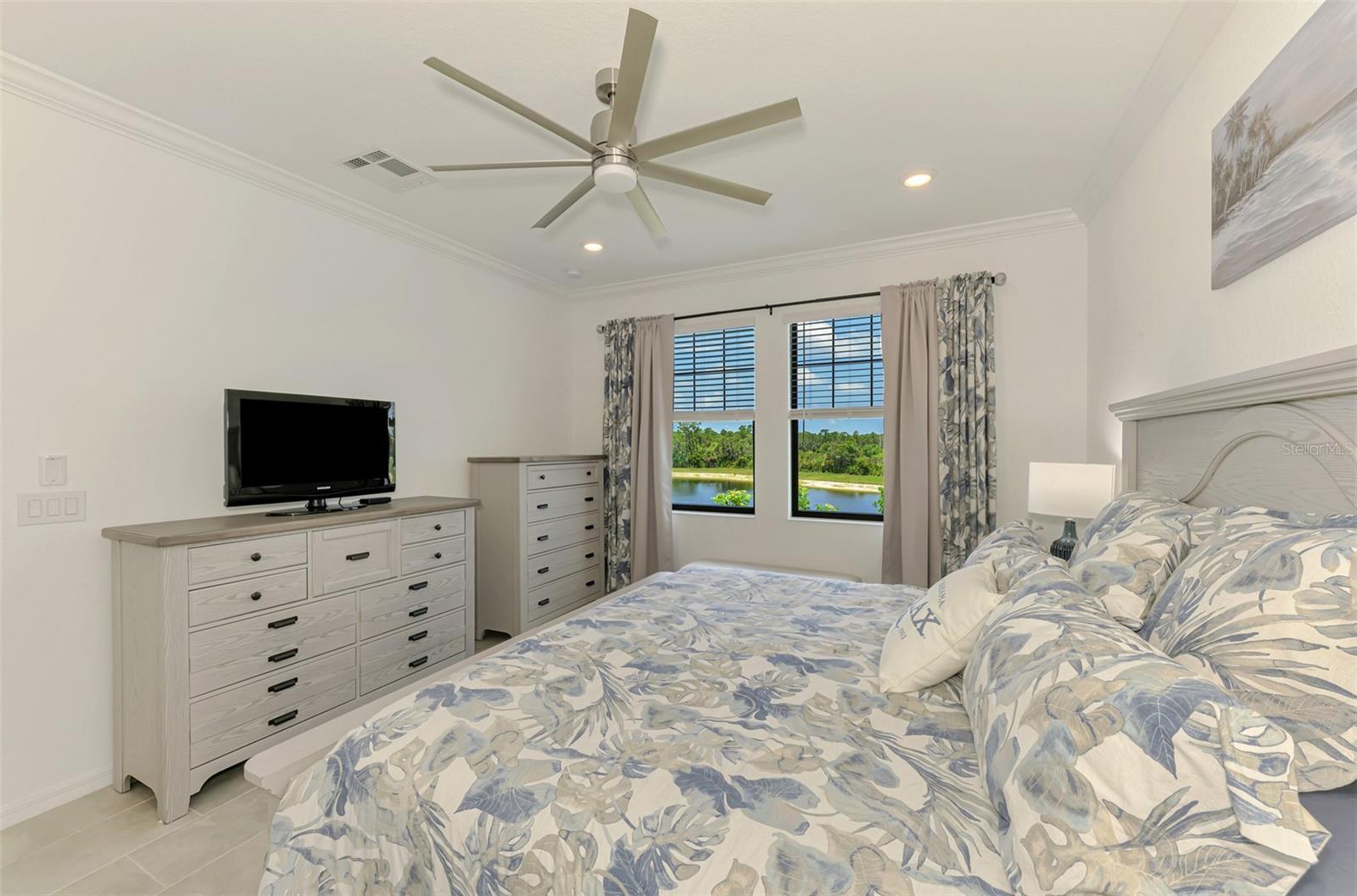 SARASOTA NATIONAL - Residential