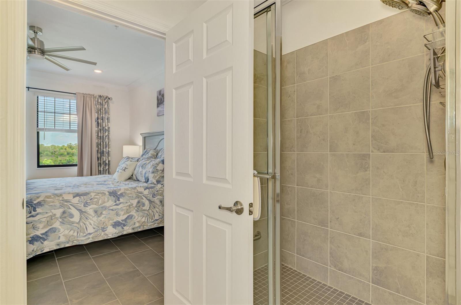 SARASOTA NATIONAL - Residential