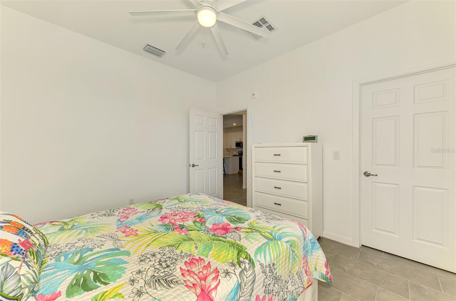 SARASOTA NATIONAL - Residential