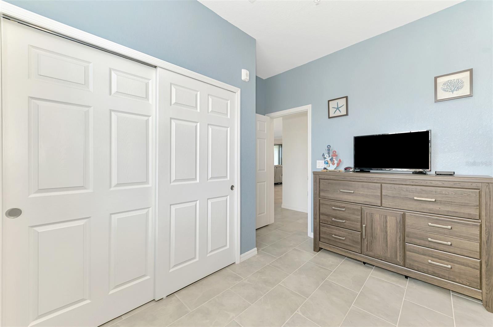 SARASOTA NATIONAL - Residential