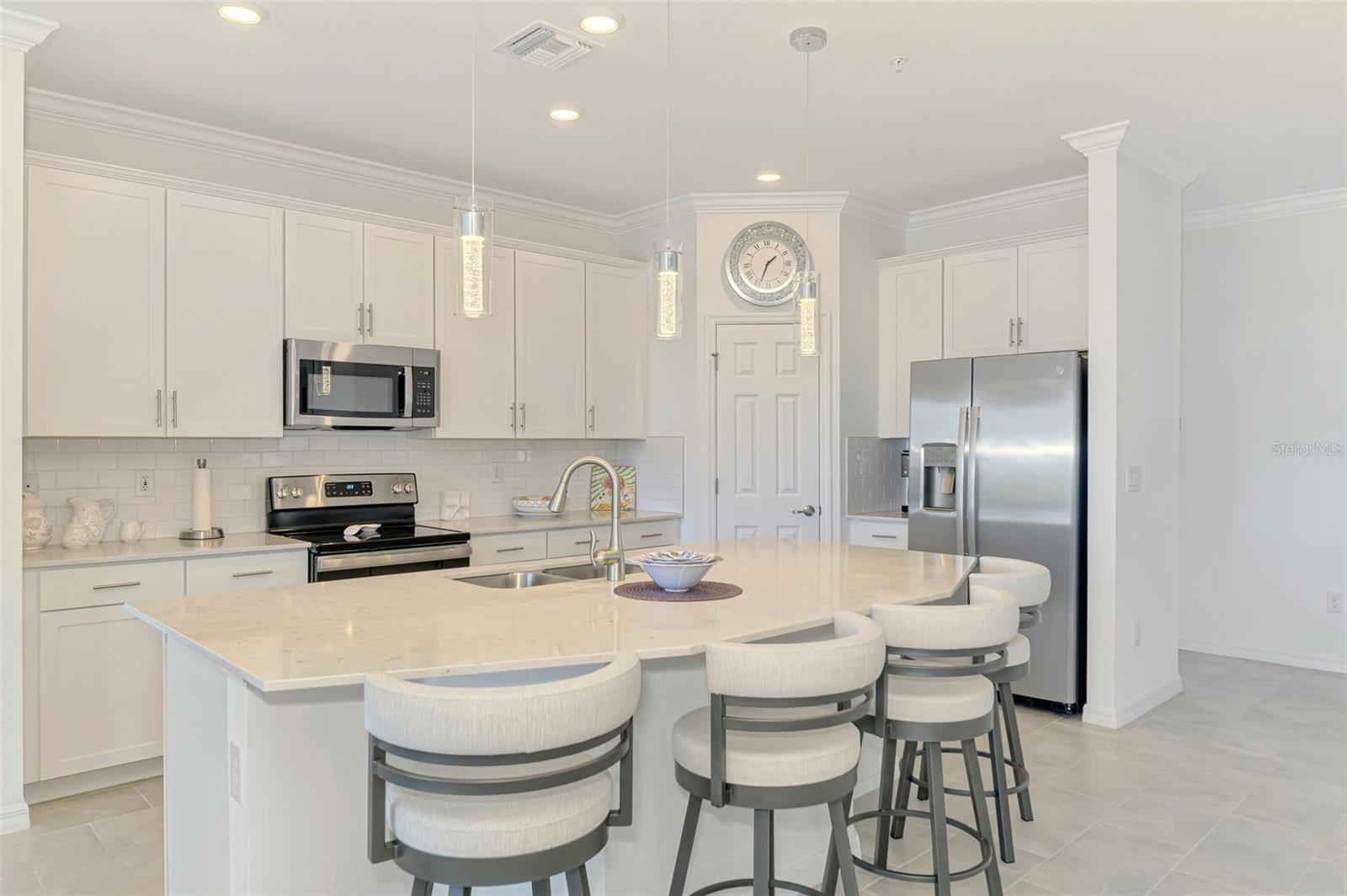 SARASOTA NATIONAL - Residential