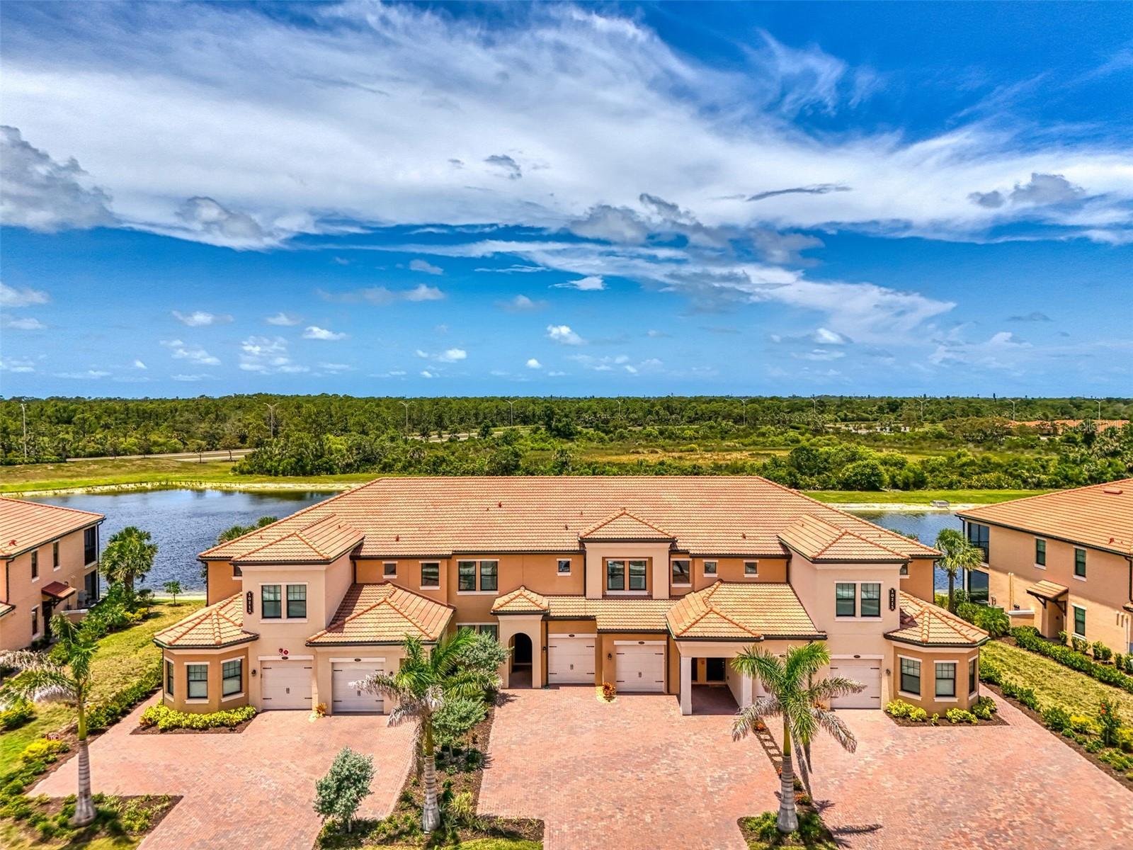 SARASOTA NATIONAL - Residential