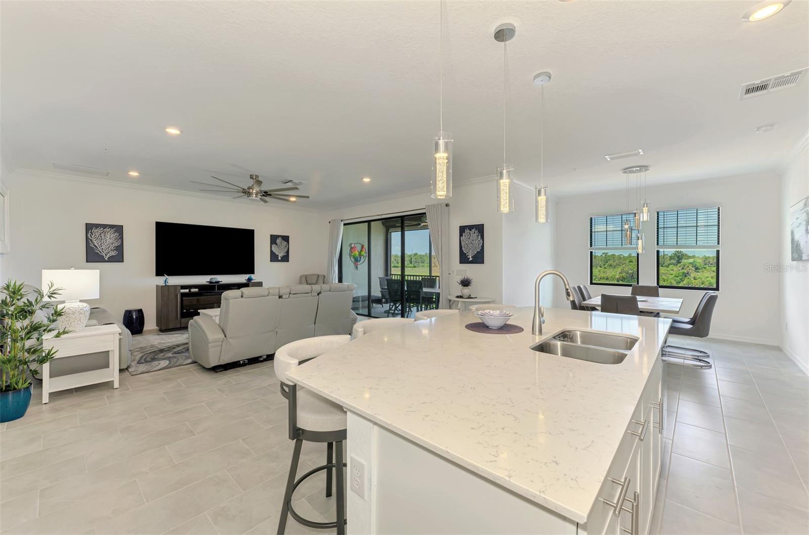 SARASOTA NATIONAL - Residential