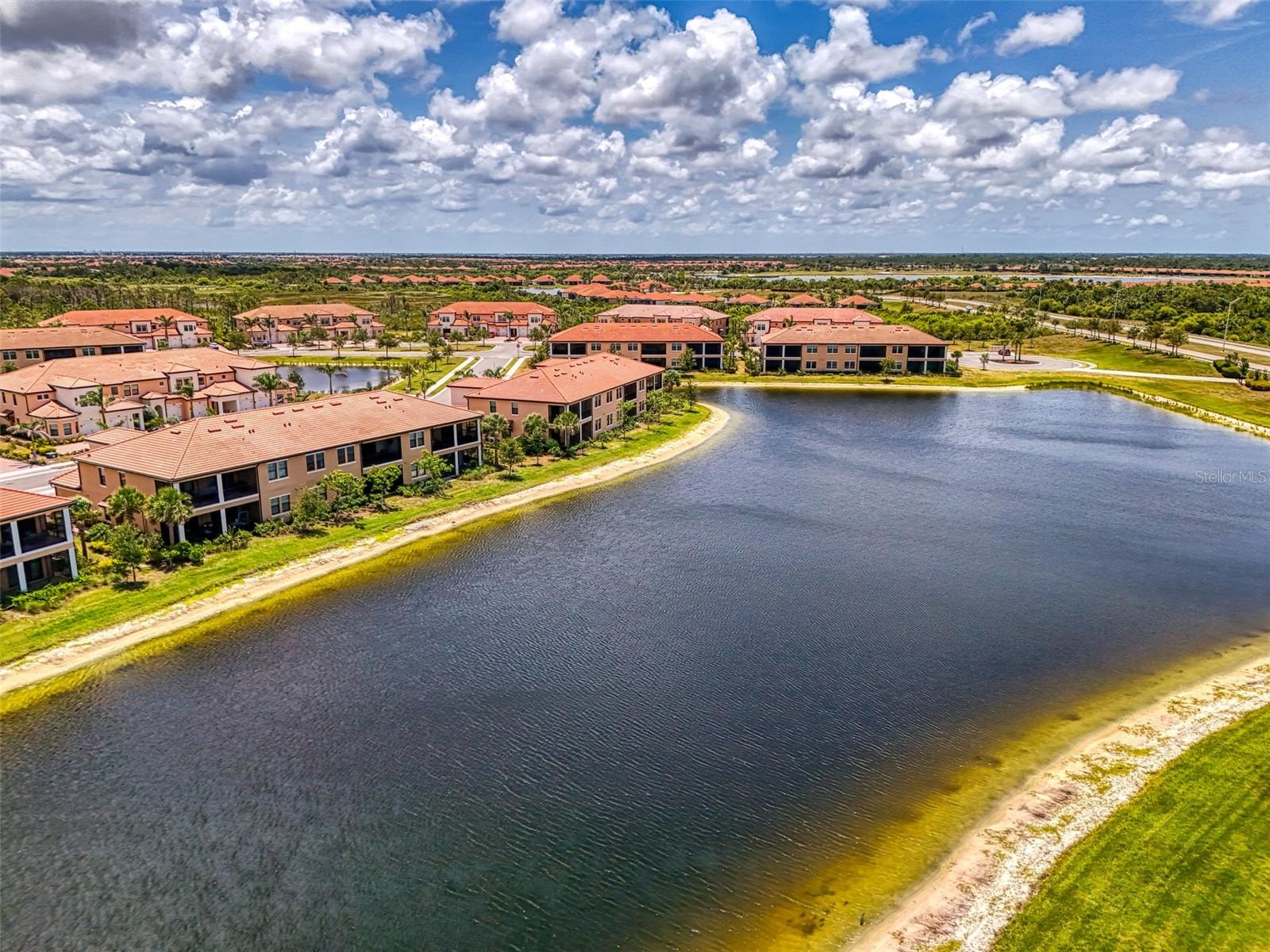SARASOTA NATIONAL - Residential