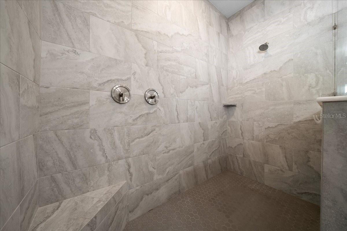 CITRUS SPGS UNIT 23 - Residential