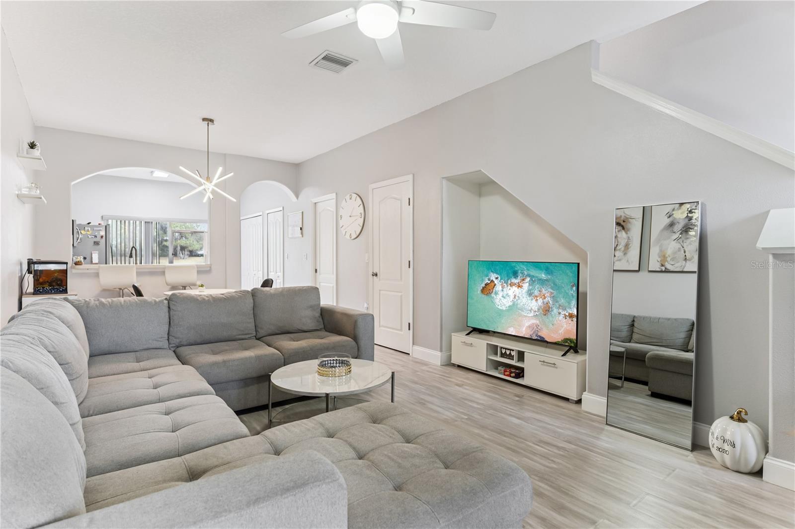 4264 BIRCH POND LOOP