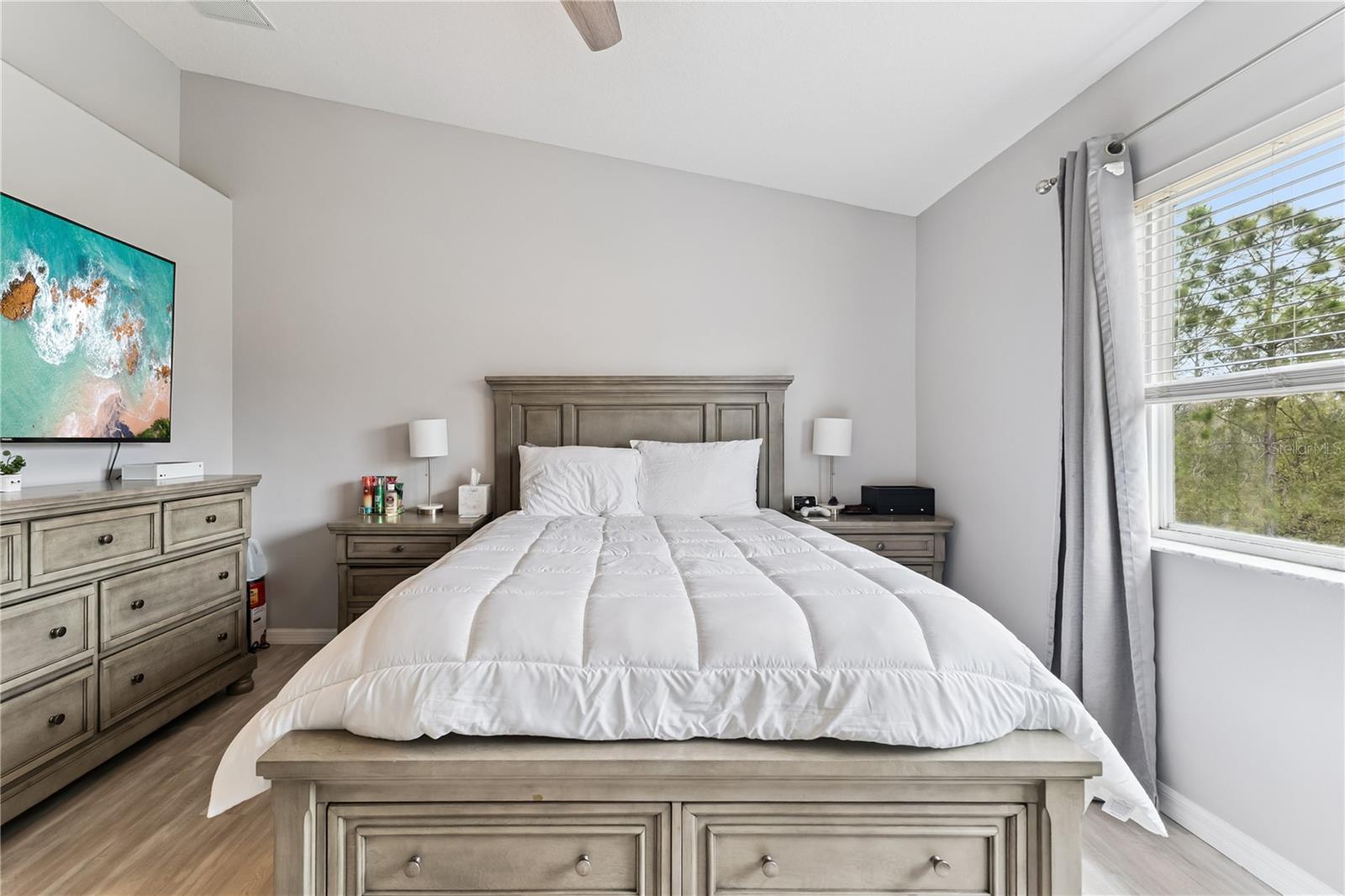 AUTUMNWOOD GROVE - Residential