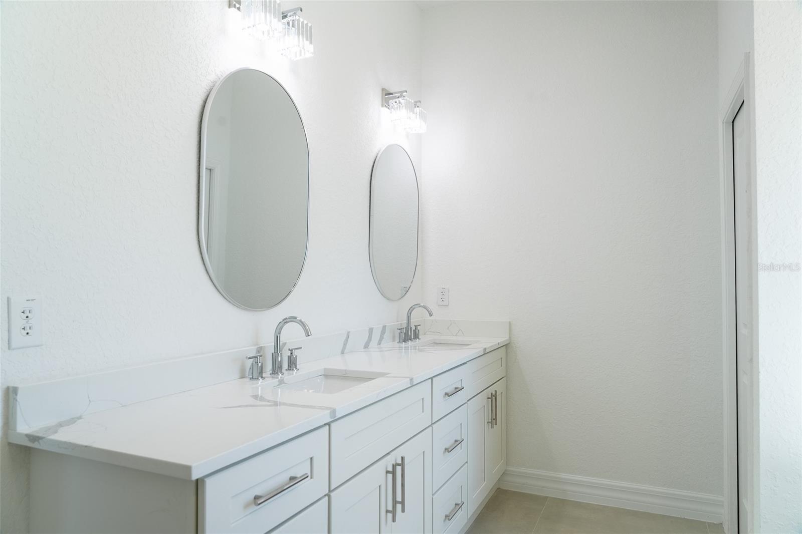 MARION OAKS UN 06 - Residential