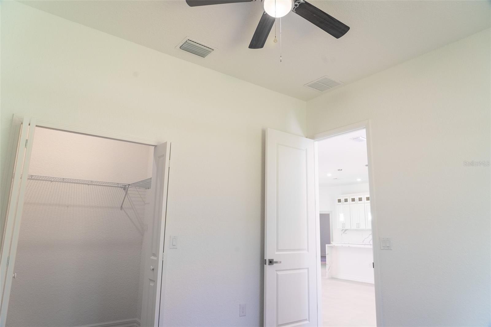 MARION OAKS UN 06 - Residential