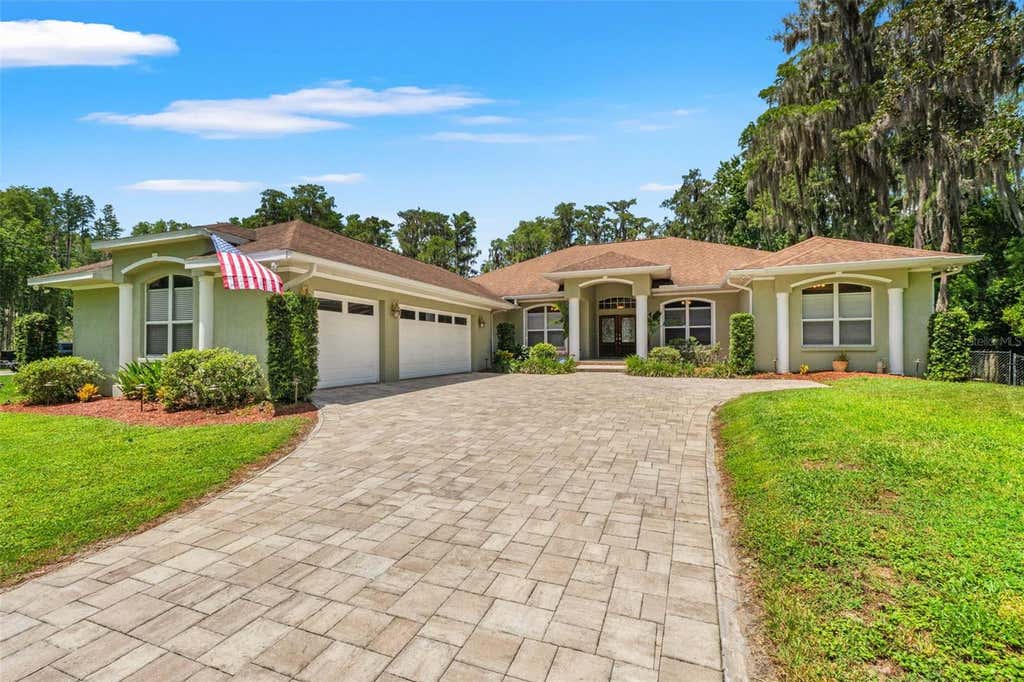 Photo of 5035 Conner Drive, Land O Lakes, FL 34639 (MLS # TB8535107)