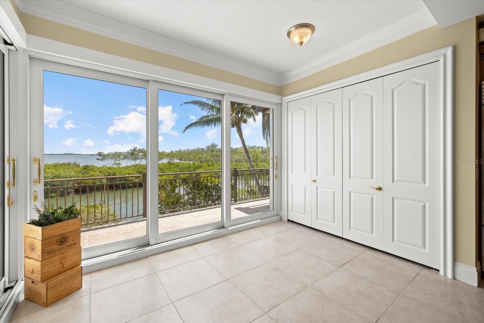 POINT CRISP ADD - Residential