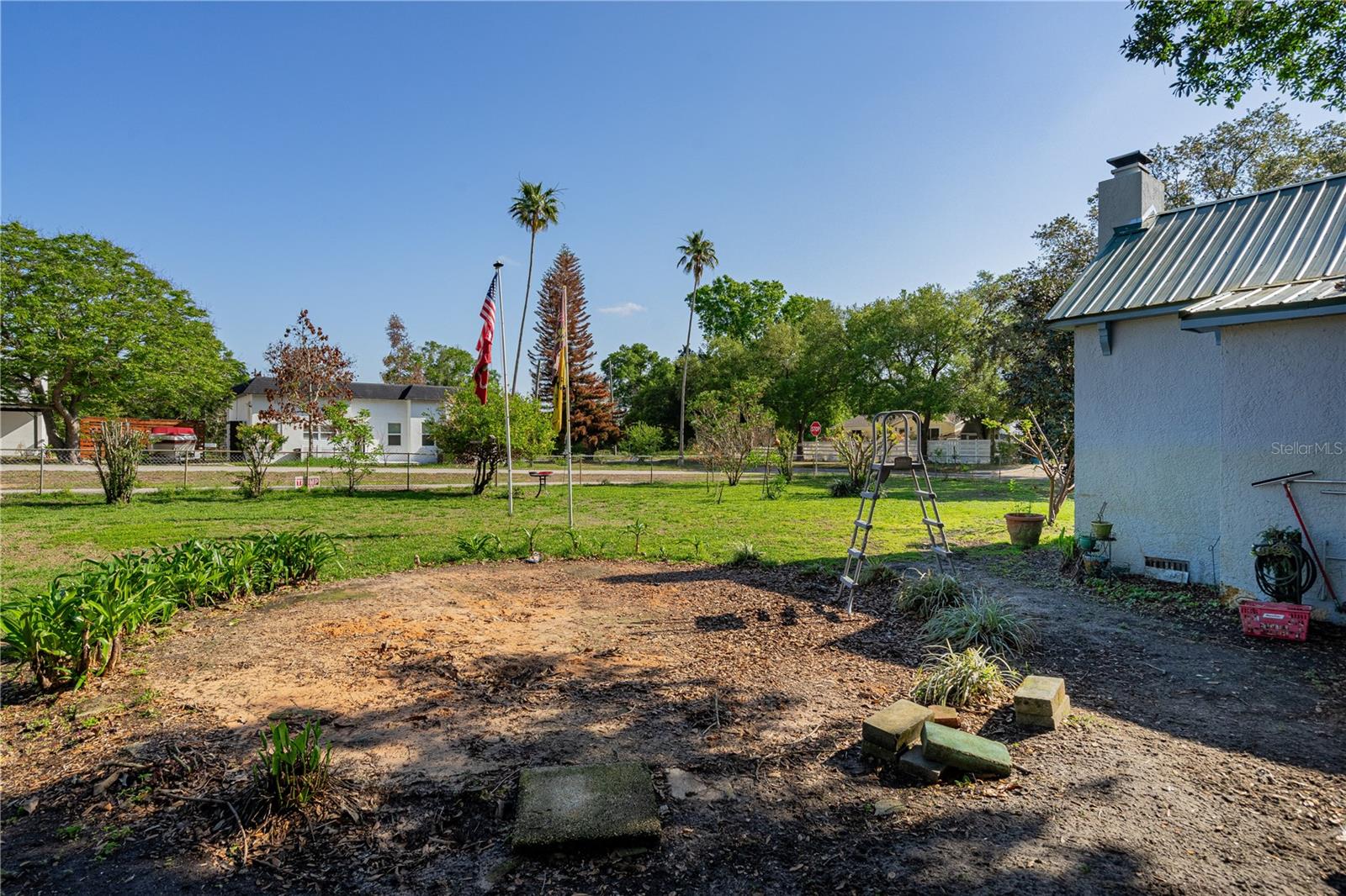 PALM PARK TERRACE - Residential