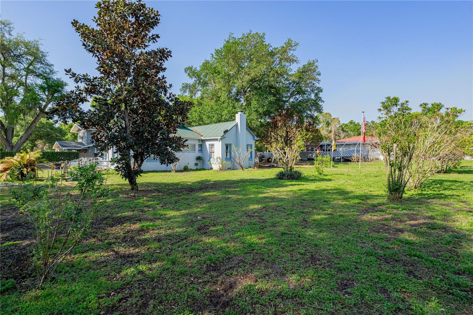 PALM PARK TERRACE - Residential