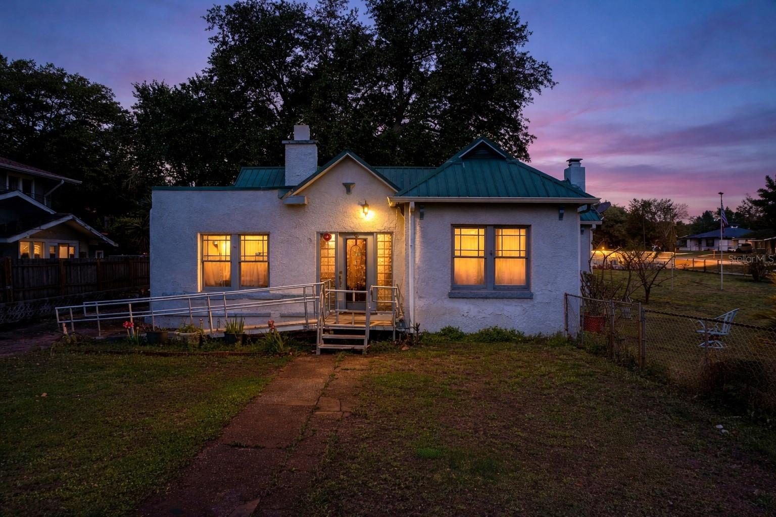 PALM PARK TERRACE - Residential