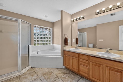 Tiny photo for 4460 Marsh Harbor Drive, Tavares, FL 32778 (MLS # G5119335)