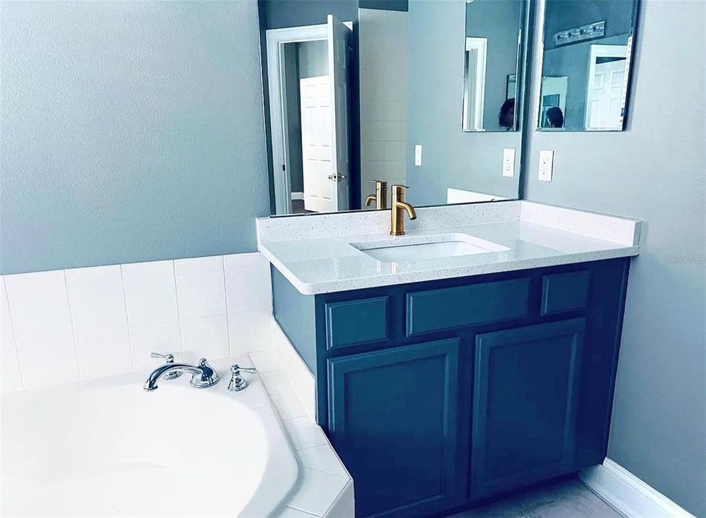 Photo of 6951 Brescia Way, Orlando, FL 32819 (MLS # O6384611)