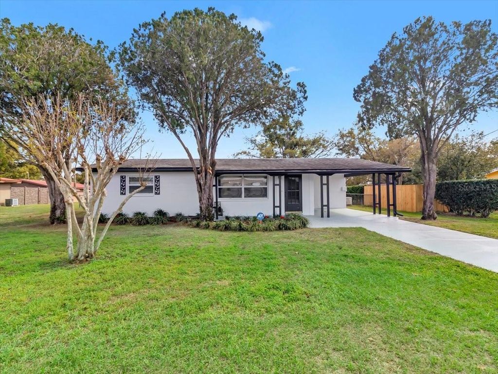 Photo of 37136 Mandarin Avenue, Zephyrhills, FL 33541 (MLS # TB8487020)