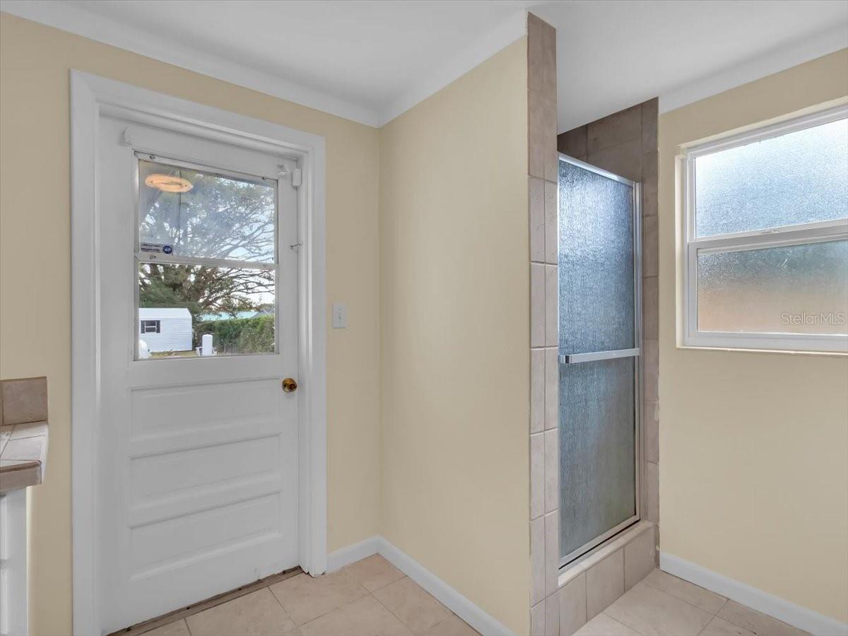 FORT KING ACRES - Residential