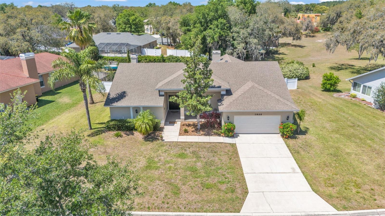1920 FARRINGTON DRIVE