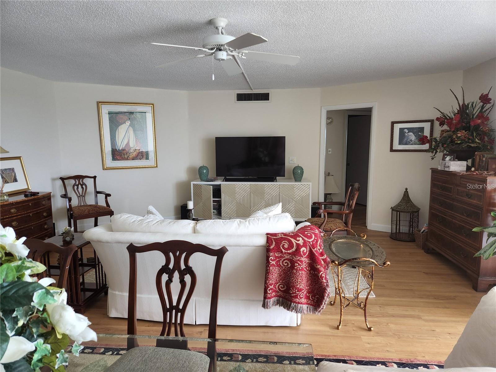 REGENCY HOUSE - Residential Lease