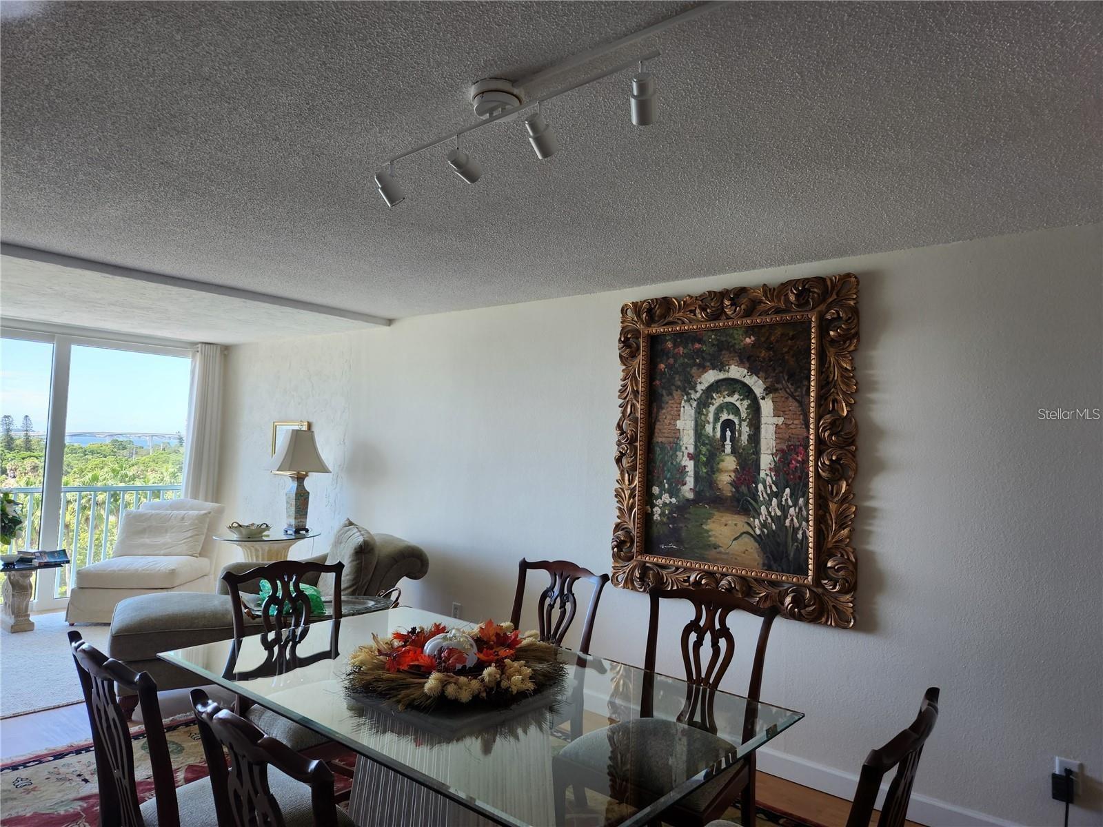 REGENCY HOUSE - Residential Lease