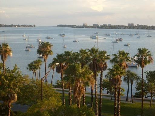 REGENCY HOUSE - Residential Lease