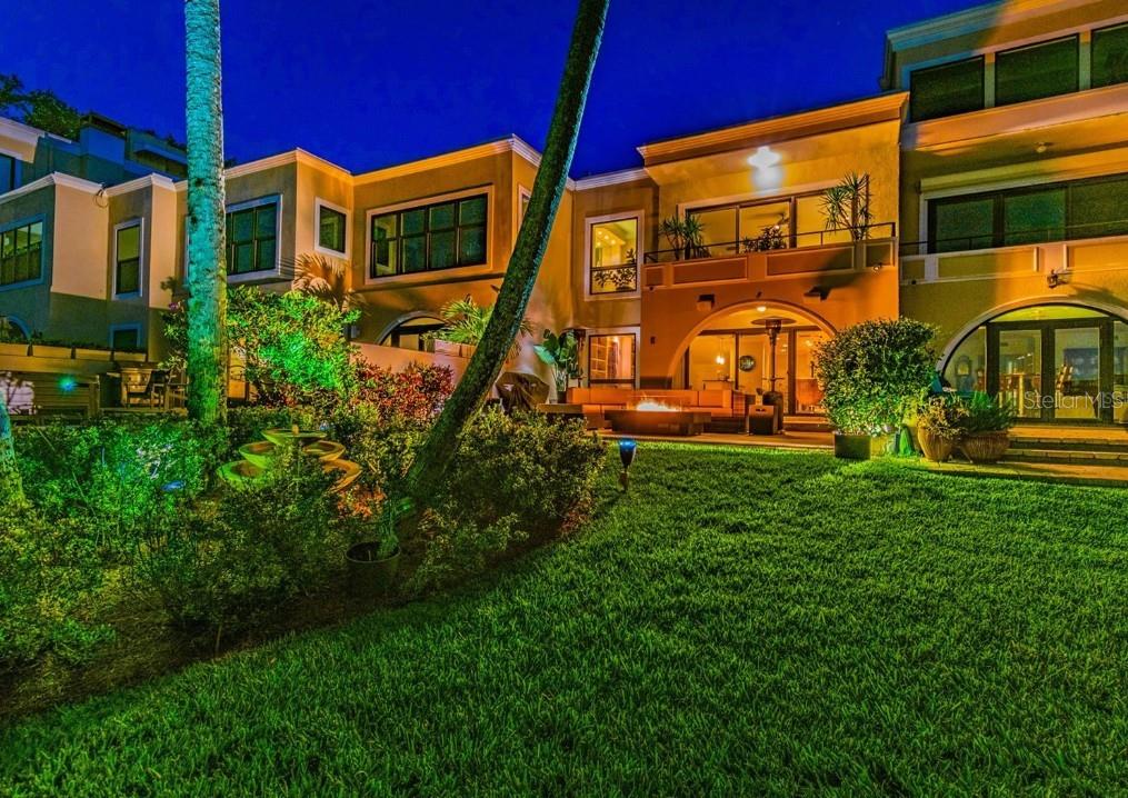 HAWTHORNE POINT CONDO APT - Residential