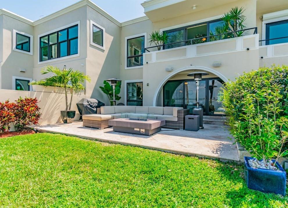 HAWTHORNE POINT CONDO APT - Residential